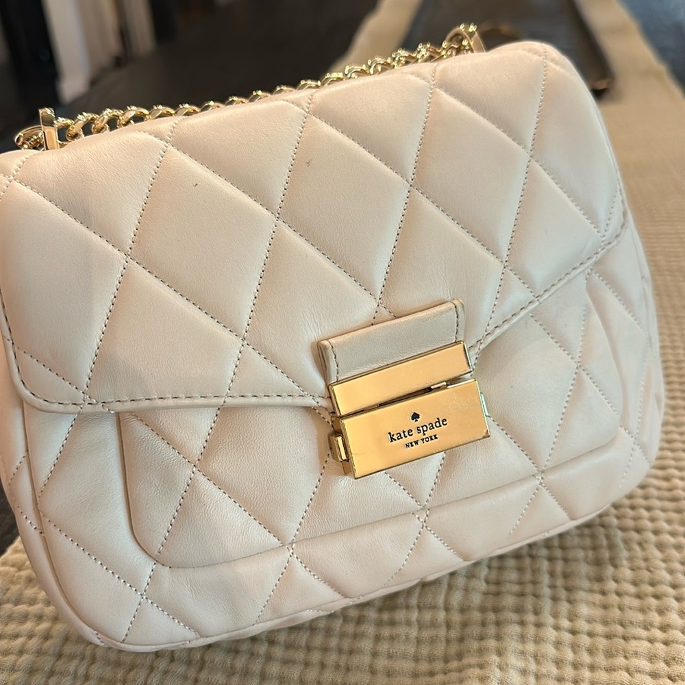 Kate spade Carey medium flap bag